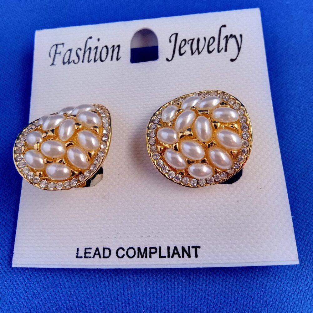 vintage 1980s faux pearl and rhinestone clip on chunky earrings NOS